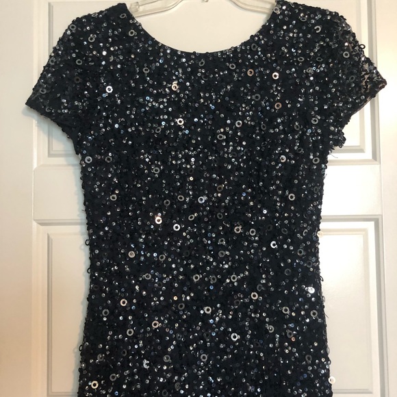 Adrianna Papell Scoop Back Sequin Gown - Picture 7 of 7